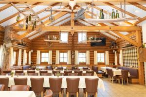 Restaurace v ubytování Gasthof Jagersberger