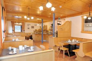 Zdjęcie z galerii obiektu Gästehaus Standardhaus w Saalbach Hinterglemm