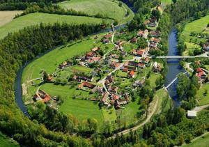 Apgyvendinimo įstaigos Hotel Klor vaizdas iš viršaus