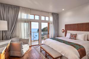 Кровать или кровати в номере Zane Grey Pueblo Hotel