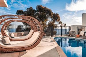 Бассейн в Zane Grey Pueblo Hotel или поблизости