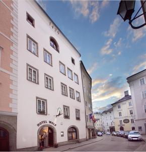 Hoone, kus hotell asub