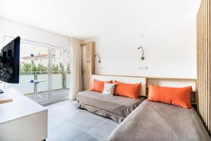 Gallery image of Apartamentos Sunway Apollo in Sitges