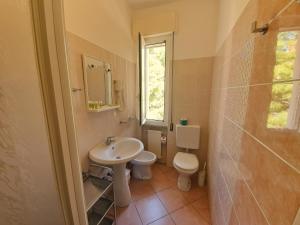 A bathroom at Ligure Residence