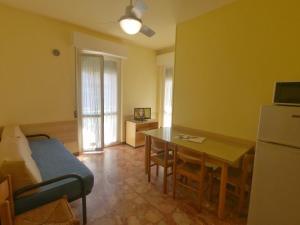 A kitchen or kitchenette at Ligure Residence