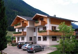 Výhľad na hory alebo výhľad na hory priamo z apartmánu