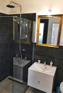 Kúpeľňa v ubytovaní Villa White Jasmin