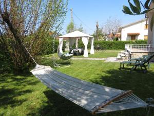 A garden outside La Mimosa Chic
