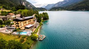 Gambar di galeri bagi Albergo Mezzolago di Mezzolago