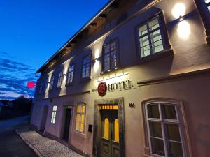 Bangunan di mana terletaknya hotel
