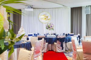 Posezení v ubytování Golden Tulip FAB Hotel New Taipei + 37 fotografií