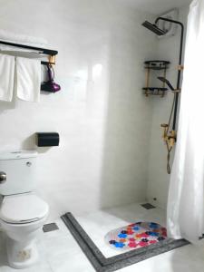 Phòng tắm tại AVA Hotel & Apartment