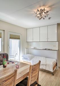 Postel nebo postele na pokoji v ubytování Pamir - 27