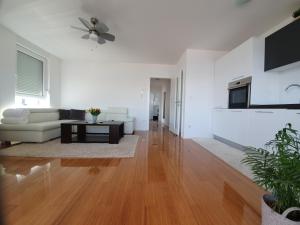 TV a/nebo společenská místnost v ubytování Apartment Moon Island