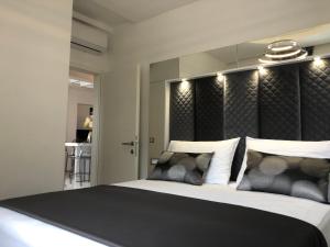 Posteľ alebo postele v izbe v ubytovaní Skypool Suite 77 with private pool + 19 fotografií