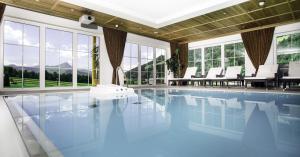 Bazén v ubytování Adults Only Boutique-Hotel Unterlechner nebo v jeho okolí