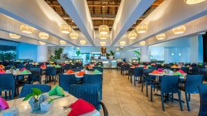 Reštaurácia alebo iné gastronomické zariadenie v ubytovaní Park Royal Beach Huatulco - All Inclusive