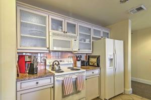 Lake Las Vegas Condo with Balcony, Resort Amenities!