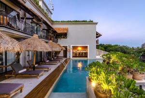 Bazén v ubytování Caribbean Paradise Hotel & Spa - 5th Avenue nebo v jeho okolí