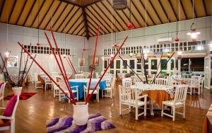 Restaurace v ubytování Sutera Sanctuary Lodges At Manukan Island