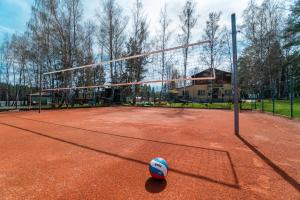 Sadržaji za tenis i/ili skvoš kod objekta Chatový tábor Malý Ratmírov ili u blizini
