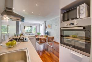 Kuchyň nebo kuchyňský kout v ubytování Ideal Property Mallorca - Playasol