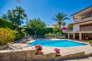 Bazén v ubytovaní Ideal Property Mallorca - Angelo alebo v jeho blízkosti