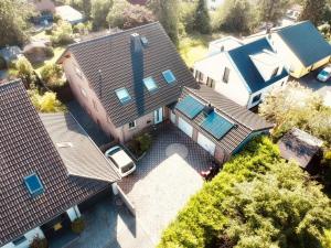 an overhead view of a house with a roof at Ferienwohnung JaRa 1 in Stolberg