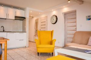 Kuchnia lub aneks kuchenny w obiekcie Apartamenty Usteckie