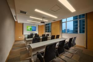 Konferenční prostory v ubytování Holiday Inn Express Tangshan Downtown by IHG