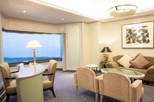 Posezení v ubytování Hotel New Otani Makuhari