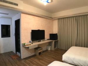 Μια τηλεόραση ή/και κέντρο ψυχαγωγίας στο 天強民宿