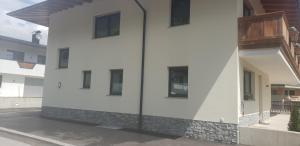 Budynek, w którym mieści się apartament