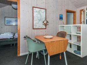 Galería fotográfica de One-Bedroom Holiday home in Bjert 1 en Sønder Bjert