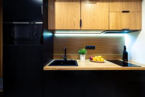Kuchyňa alebo kuchynka v ubytovaní CHARDONNAY APARTMENT ZAKOPANE Centrum Jagiellońska Residence