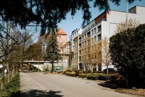 Budova, v ktorej sa apartmán nachádza