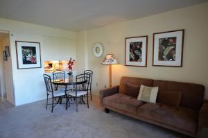 Χώρος καθιστικού στο IH805 Waikiki 1777 Ala Moana Blvd Honolulu