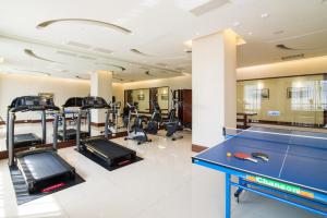 Fitness centrum a/nebo fitness zařízení v ubytování Arsma Hotel