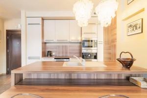 Η κουζίνα ή μικρή κουζίνα στο Sopot Centrum Apartments