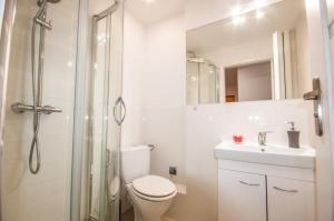 Łazienka w obiekcie Center Warsaw- Apartamenty Smolna