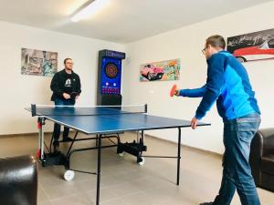 ZRUB BINDT ping-pongozási lehetőségei