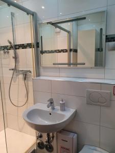 Ένα μπάνιο στο Apartment Binnenhafen