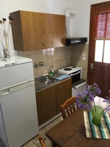 Dapur atau dapur kecil di ΠΕΝΥ ΚΑΝΤΙΑ 1ος Ν 5