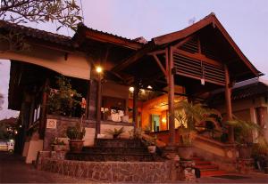 Gallery image of Yulia Village Inn Ubud in Ubud