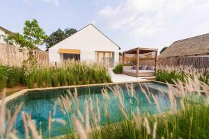 Bassein majutusasutuses Roukh Kiri Khaoyai, The Centara Collection või selle lähedal