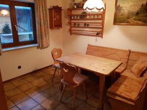 Posezení v ubytování Ferienwohnung Sonthofenersee