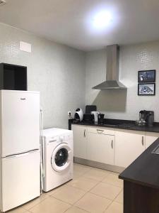 Kuchyň nebo kuchyňský kout v ubytování Apartamentos Élite - Art Collection - Pablo