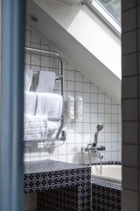 Ett badrum på Stora Hotellet i Fjällbacka