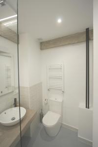 Koupelna v ubytování Stunning Apartment for 8 people in Salamanca City by Batuecas