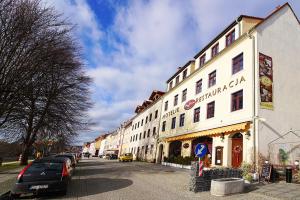 Budova, kde se hotel nachází